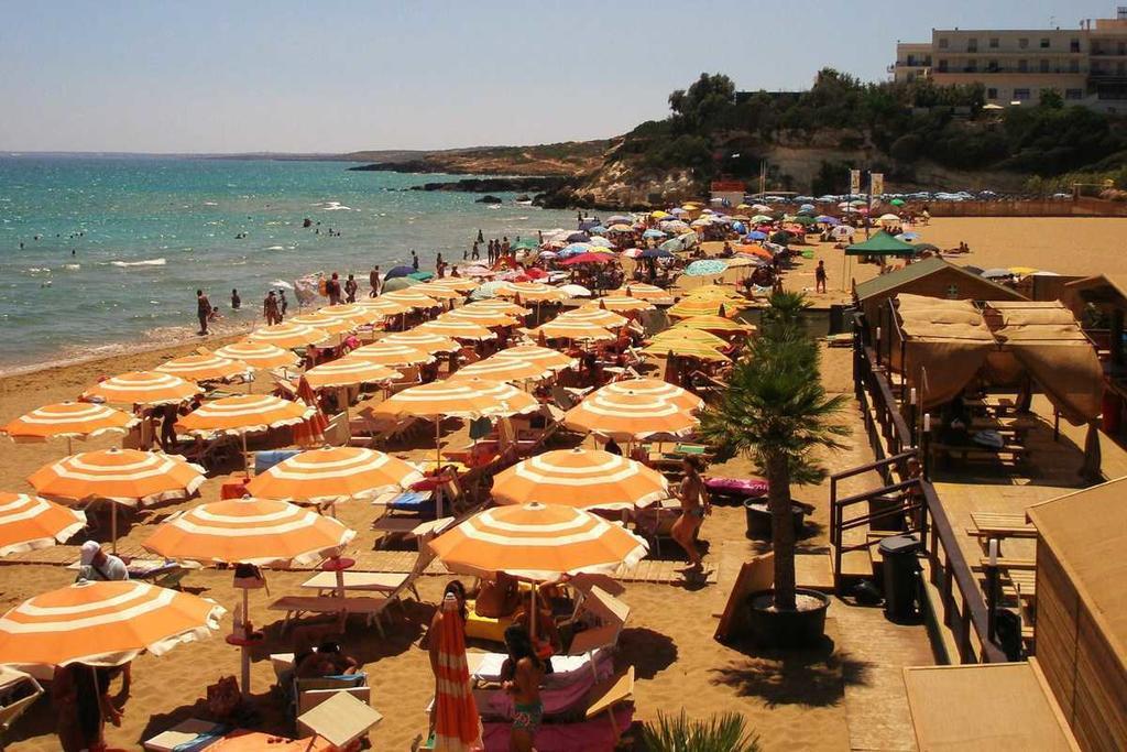 Bed and Breakfast Le Tre Rose Di Maria Noto Exterior foto