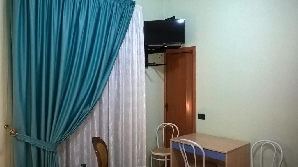 Bed and Breakfast Le Tre Rose Di Maria Noto Habitación foto