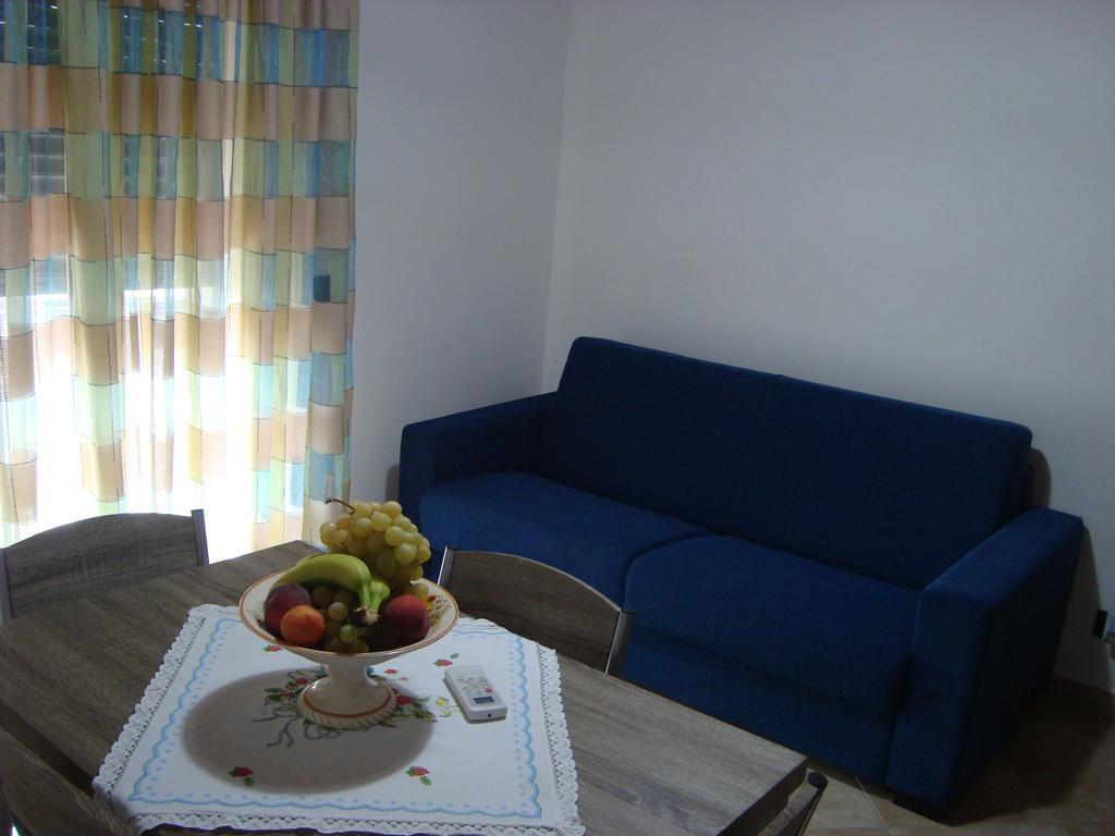 Bed and Breakfast Le Tre Rose Di Maria Noto Habitación foto